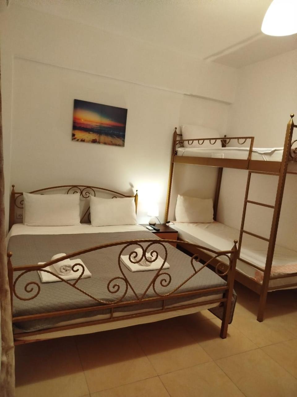 Artur Apartments Himarë Zimmer foto